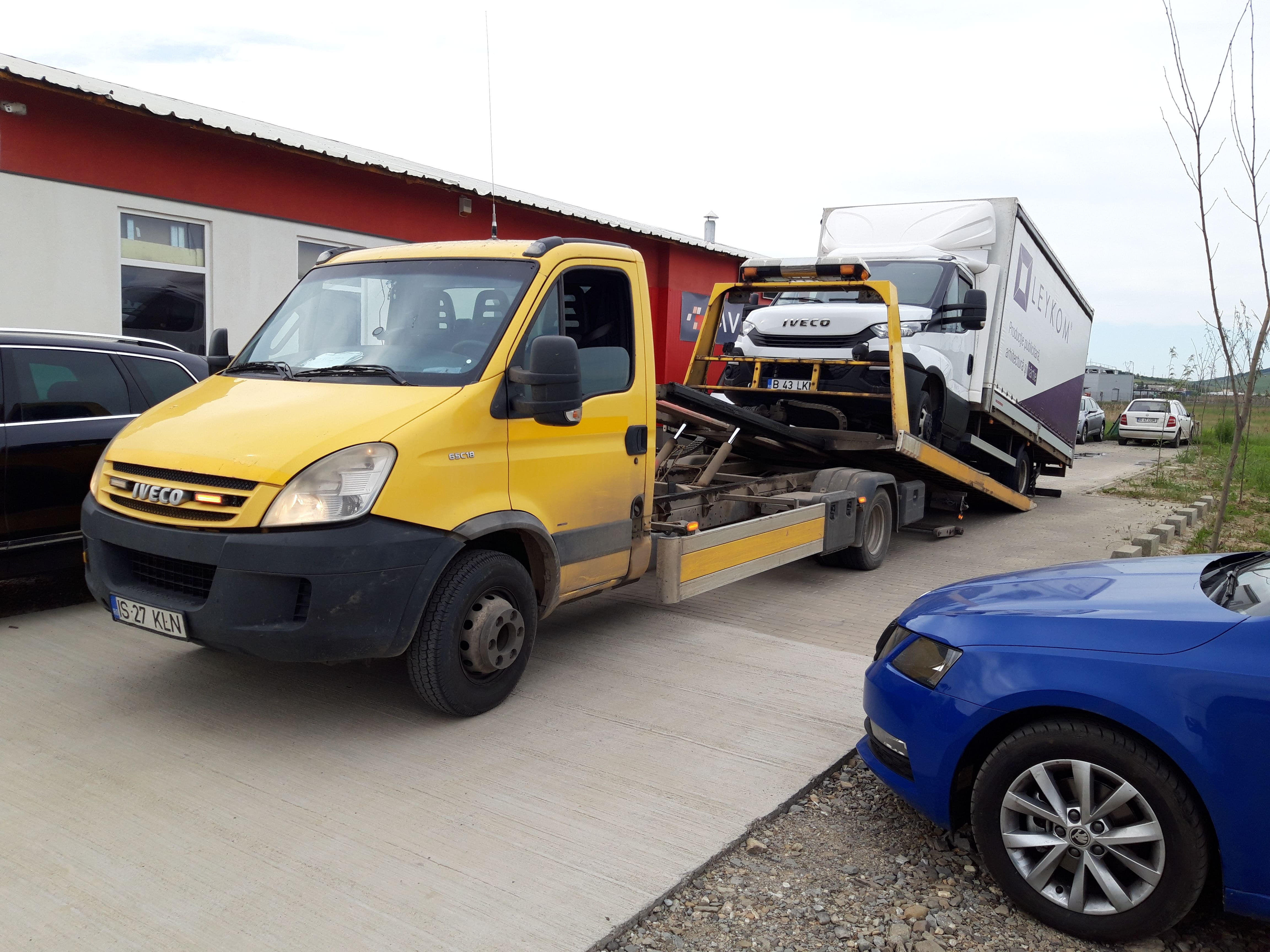 Platformă auto Iași — transport autoturism pe trailer